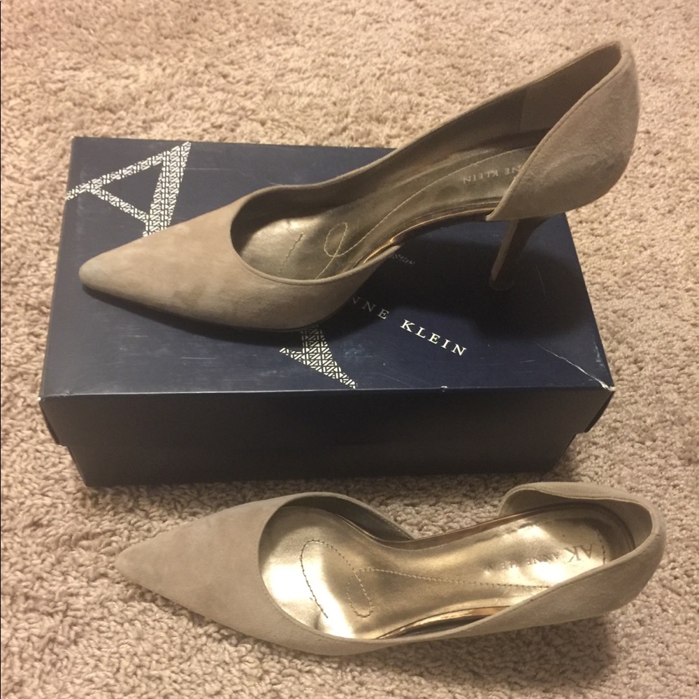 Ann Klein heels 7 1/2
